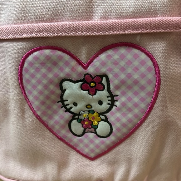 Hello Kitty Diaper Bag - Picture 4 of 10